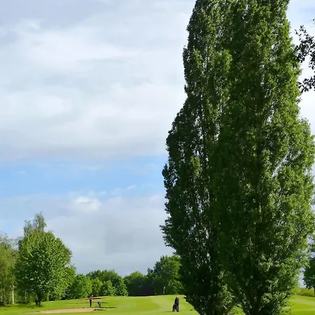 Anjou Golf And Country Club Hotel *