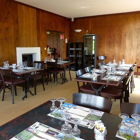 호텔 Anjou Golf And Country Club